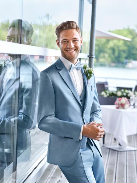 Costume de mariage WILVORST bleu ciel