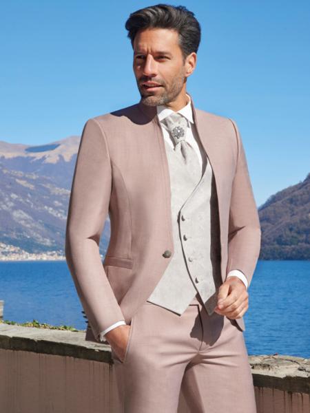 Costume de mariage col officier à toulouse beige rosé