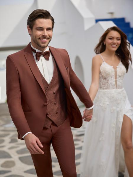 Costume de mariage brique empire du marié COME