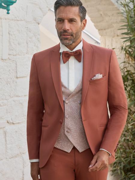 Costume de mariage empire du marié terracotta