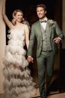 Costume de mariage vert