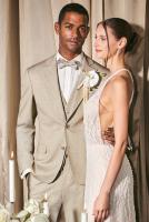 Costume de mariage en lin rayé beige